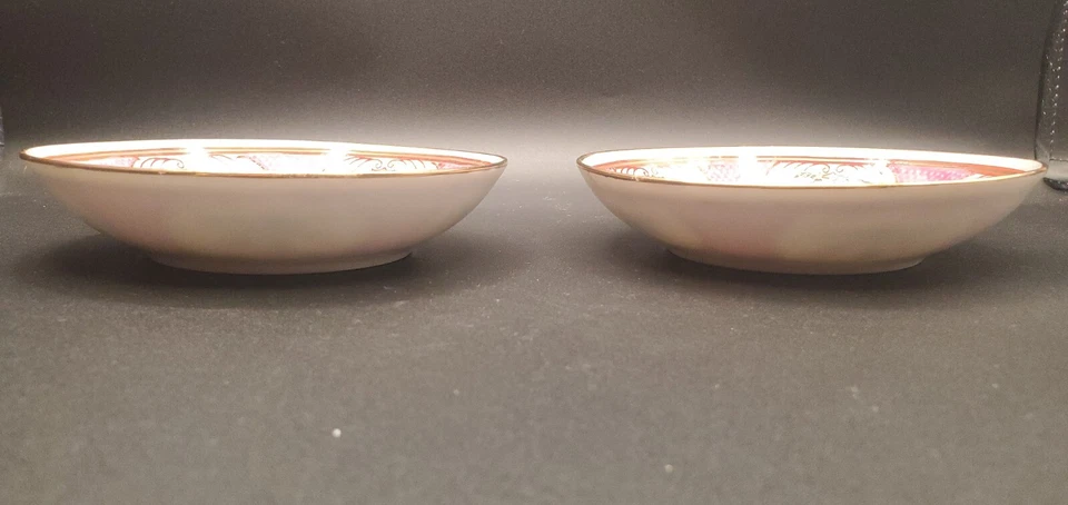 Set of 2 Antique Japanese Porcelain Eagle Amoral Bowl Hand Painted in Hong Kong - Image 3 of 4