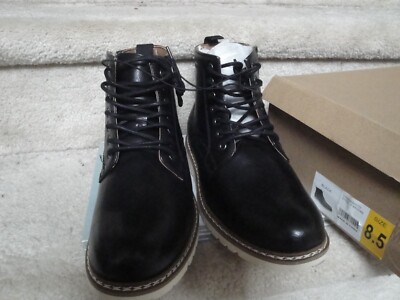 New In Box Steve Madden Chukka Lace Up Hiking Woman's Black Boots Size 8.5  !