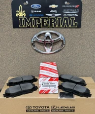2009-2019 TOYOTA COROLLA GENUINE TCMC FRONT BRAKE PAD SET 04465AZ314