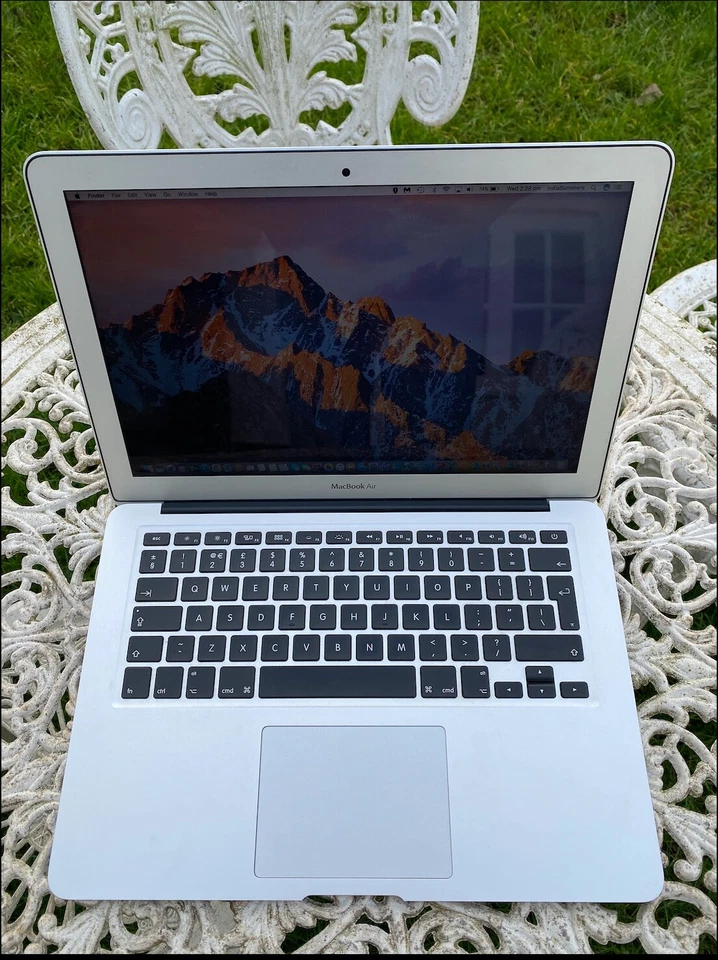 Apple MacBook Air 13" 2012 · i5 · 4GB · 120GB, photo 1 of 5