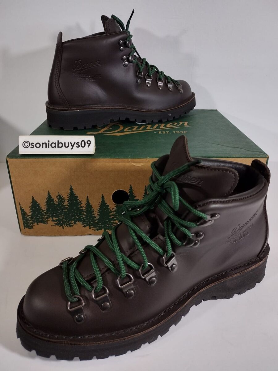 Danner Women's Mountain Light II Gore-Tex Leather Boots Danner Women's Mountain Light II Gore-Tex Leather Boots