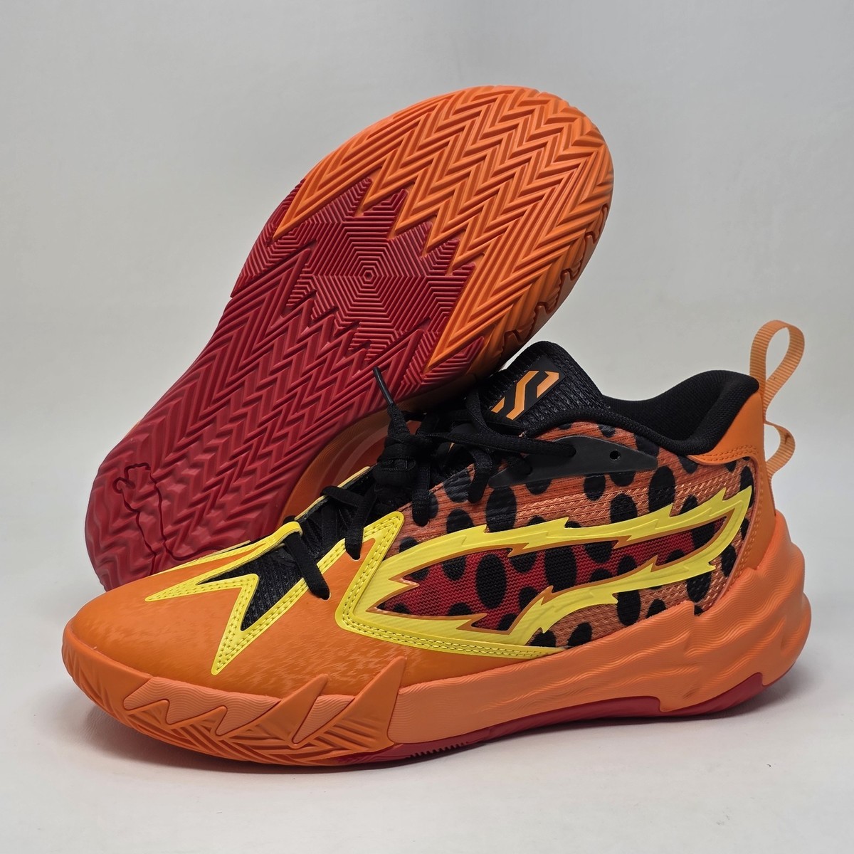 Puma Hoops x Cheetos Flamin Hot Scoot Zeros Basketball  display picture 2