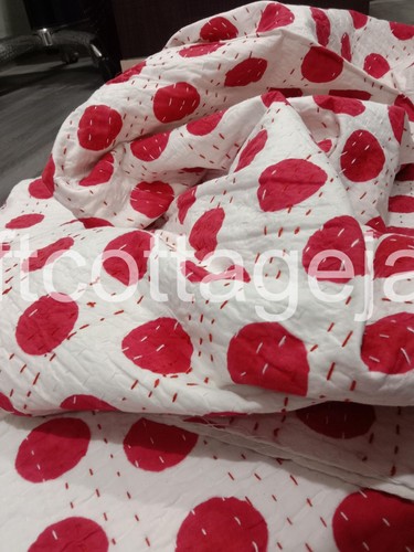 Copriletto matrimoniale rosso a pois Kantha stampa blocco fatto a mano trapuntato cotone - Foto 14 di 14