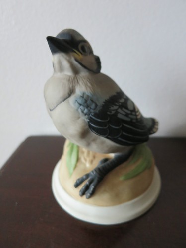 BOEHM BIRD FIGURINE BABY BLUE JAY # 436 SIGNED EXCELLENT (C419)