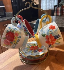 ​The Pioneer Woman Floral Medley Mug Rack with 4 Mugs and 4 Saucers 9-Piece Set