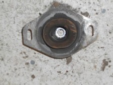 Support moteur Peugeot 3008