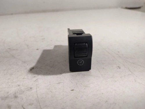 MAZDA 3 Sedan BK Schalter 04057800 1.60 Diesel 80kw 2004 31500585