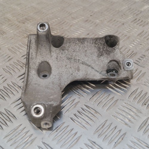 BMW 3 E91 2.0 Benzin 115KW A / C Klimaanlage Kompressorhalterung 7505980