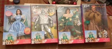 BARBIE KEN Wizard Of Oz Set of 4 Dorothy Scarecrow Tinman Cowardly Lion 1999 New