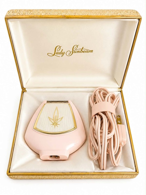 Lady Sunbeam Vintage Pink Electric Shaver w/ Case – Mid Century Display