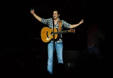 Easton Corbin at The Palace of Auburn Hills on September 28 2013 i- Old Photo 10