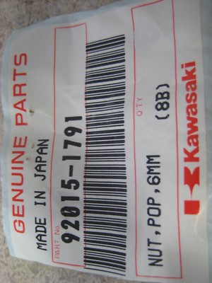 ぽかぽか。/ Nutts NOS OEM Kawasaki Pop Nut (6mm) 1990-00 Ninja ZX6R ZX7R 92015-1791