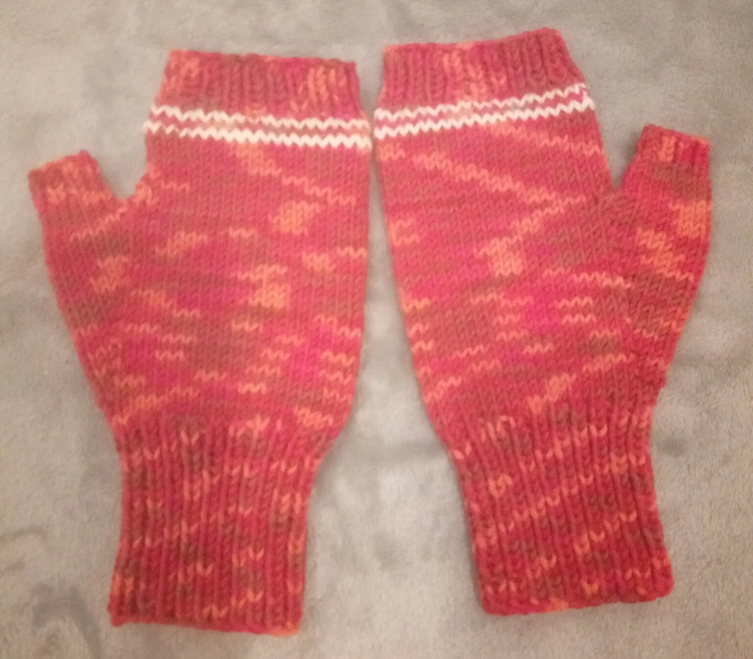 Variegated Orange Fingerless Gloves Wool Cotton Blend Worsted Weight Ribbed Cuff