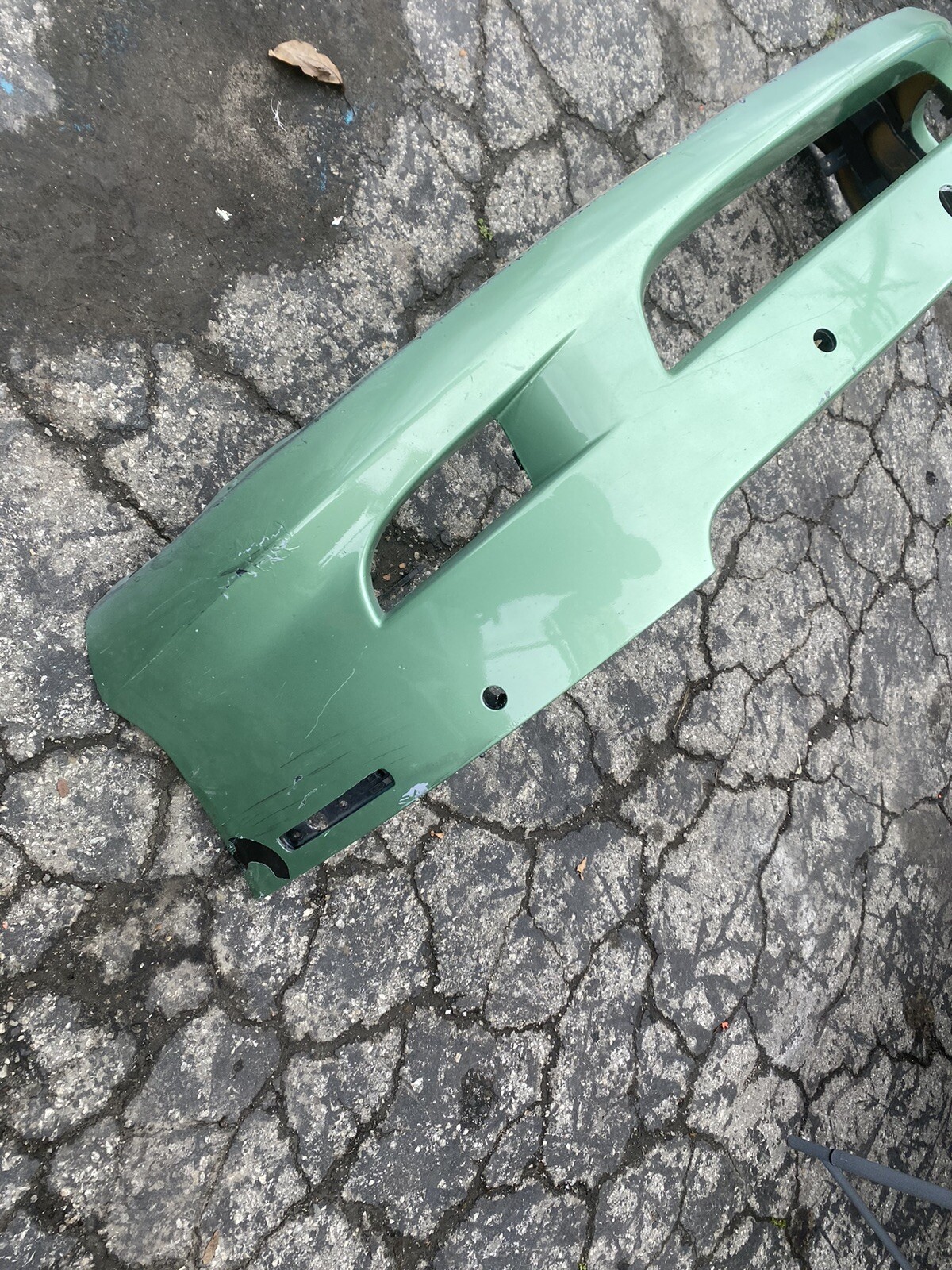 ASTON MARTIN DB9 FRONT BUMPER 2006-10 GENUINE OEM