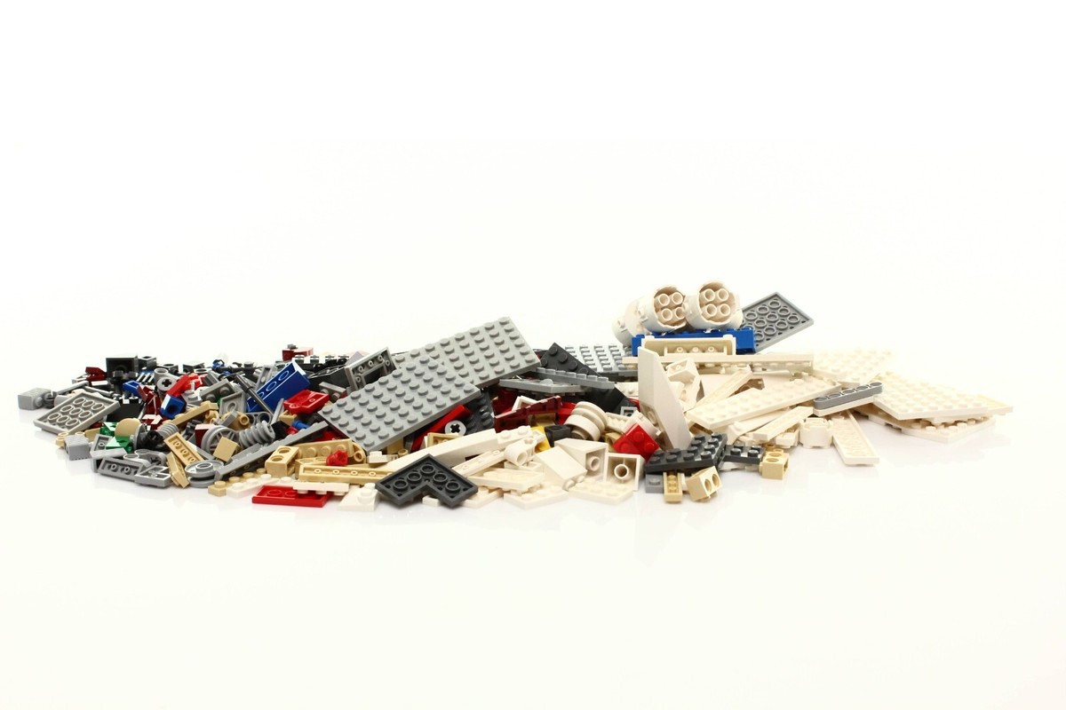 Lego Star Wars Episode 4/5/6 Set 9493 X-wing Starfighter +