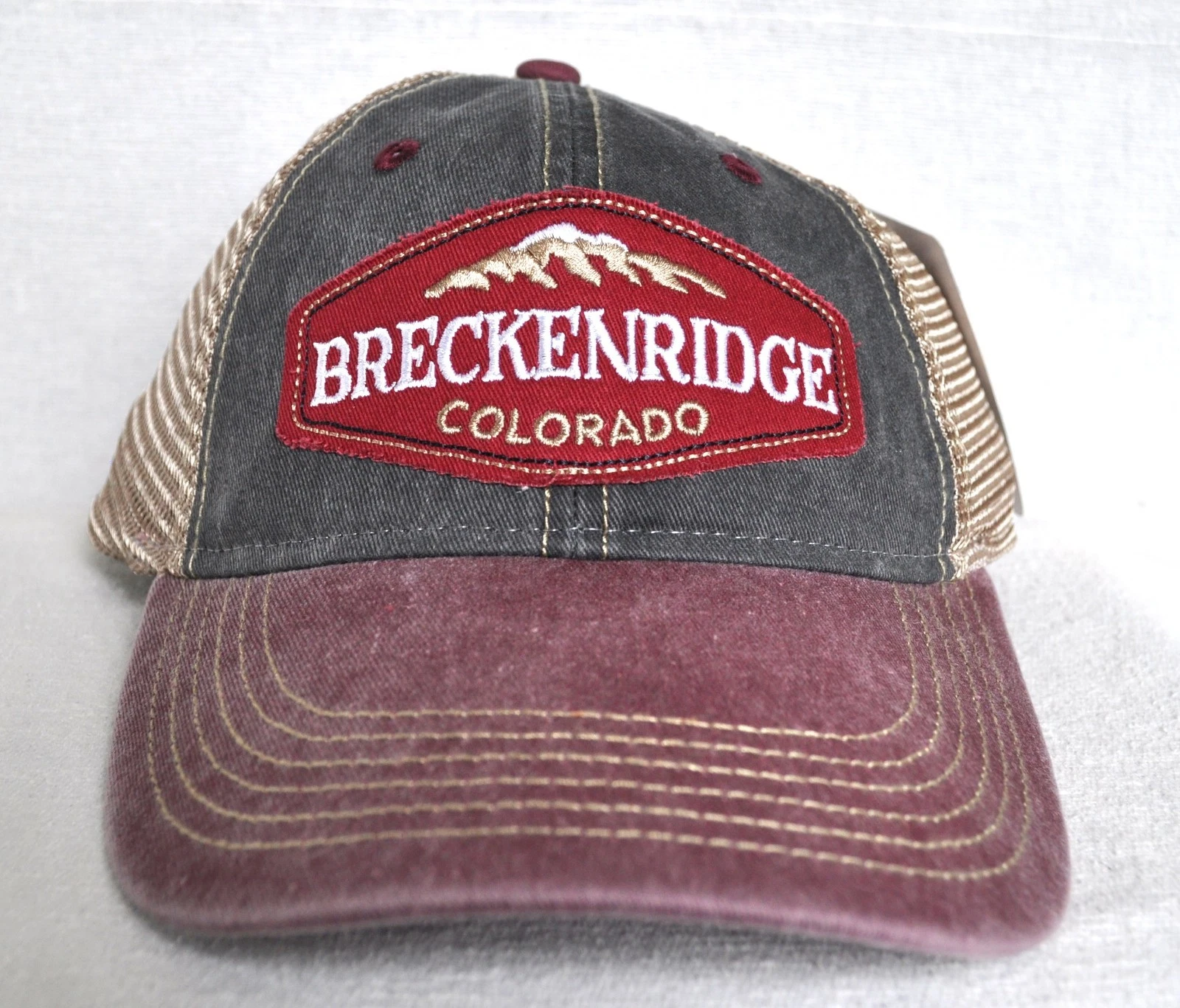 *BRECKENRIDGE COLORADO* Ski Snowboard Trucker soft mesh Ball cap hat OURAY 51286
Opens in a new wind