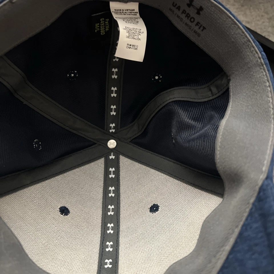 Under armour Blitzing 3.0 Мужская эластичной подходит крышка - темно-синий, M/L новый без ярлыка - Изображение 2 из 3