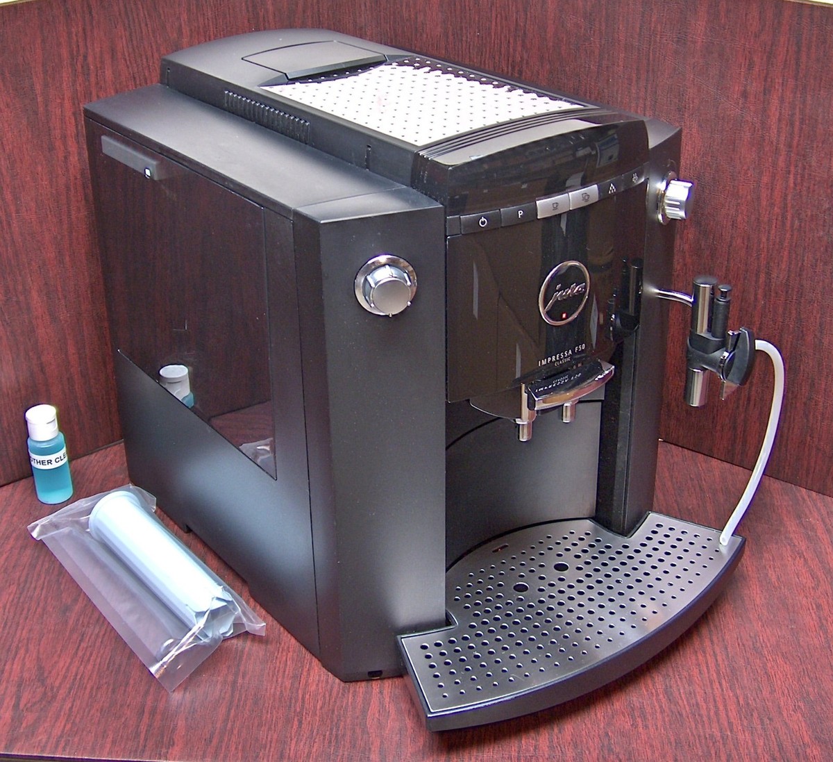 Jura Impressa F50 コーヒーメーカー　全自動エスプレッソマシン Jura Impressa F50 Classic SuperAutomatic Coffee / Espresso Machine