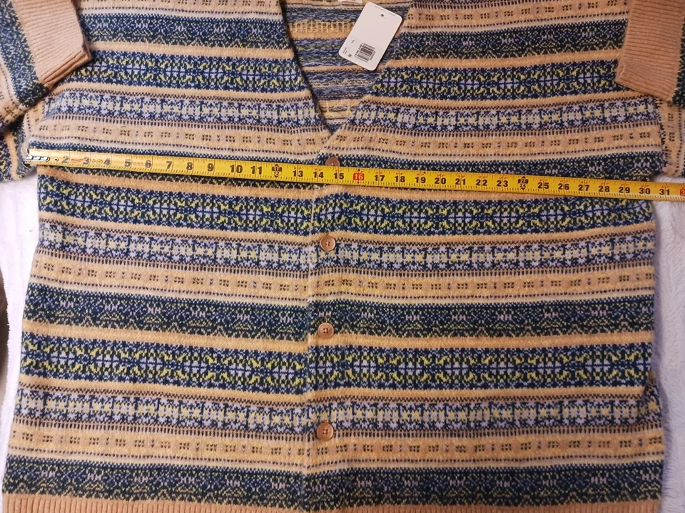 Nuevo con etiquetas Cárdigan Levis Tejido Calce Relajado Coit Cuadrado Para Hombre Talla 2XL Rayas Beige/Azul Foto 4 de 4