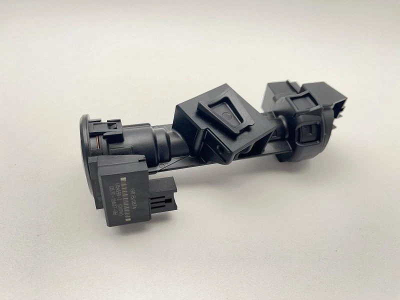 Ford Transit Connect 2022-2024 encendido con llave negro 2,0 L tracción delantera 47 k - XL- 58156 Foto 3 de 4