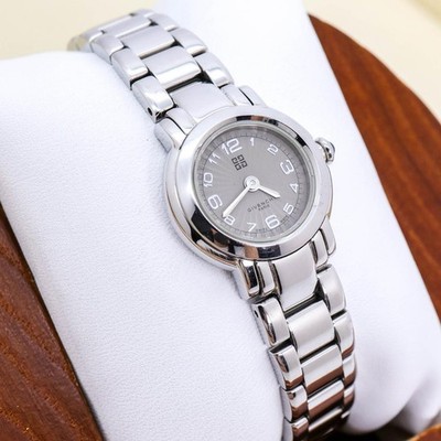 Givenchy 3574 Wristwatch Silver Case Gray Dial Women Ready to Use Rare