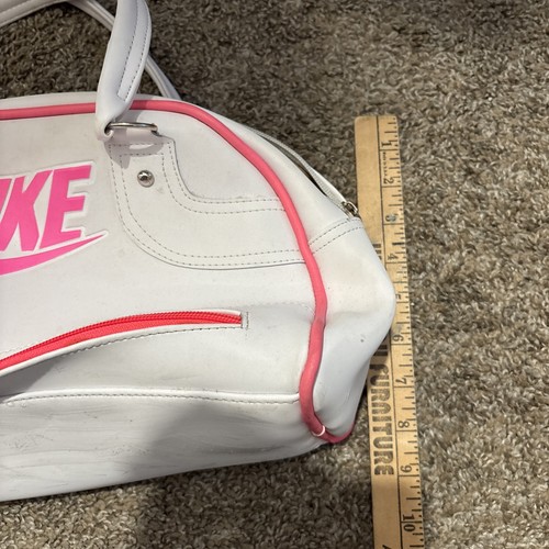 Nike Pink and white purse embroidered logo - Picture 3 of 9