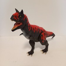 Jurassic World Legacy Collection Roarin' Real Feel Carnotaurus dinosaur model