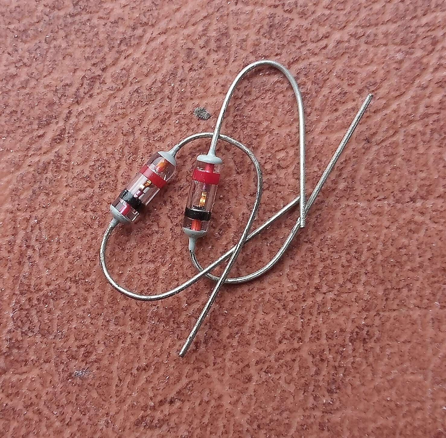 2 x Russische Z-DIODE: 2C168A (КС168А) (1N710A,BLVA168 Analog) - Sowjet ...