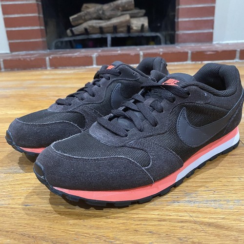 nike md runner brown