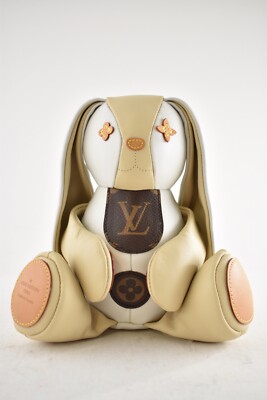 LV LOUIS VUITTON ルイヴィトン ドゥドゥ バニー 新品 Bunny Doudou . - Sport and Games | LOUIS VUITTON