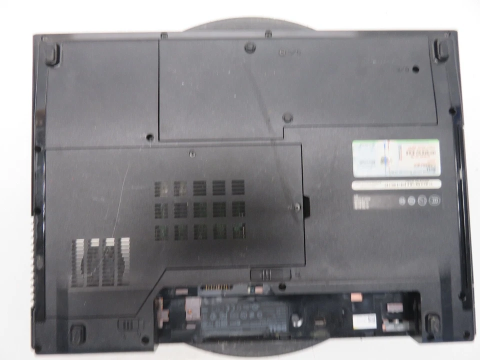 Dell Vostro 520 Intel Core 2 Duo T6570 2.1GHz 2 GB NO HDD No Batt - Image 3 of 4