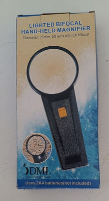 Healthsmart lighted bifocal  hand-held magnifier