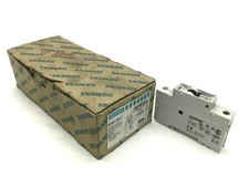 Lot of 12 Siemens 5SX2-104-7 Circuit Breakers 1 Pole, ~230/400V, Max 277VAC