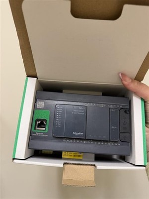Schneider Electric TM241CE24T Modicon M241, PNP Transistor Outputs, Brand New