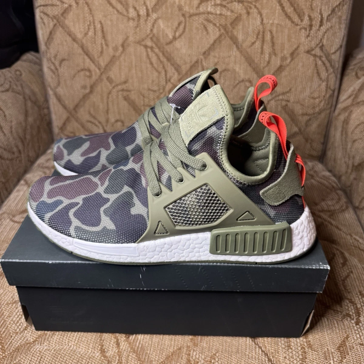 adidas gazelle silver green womens TÊNIS ADIDAS NMD R1 CAMUFLADO PRETO – NewSkull main image 1