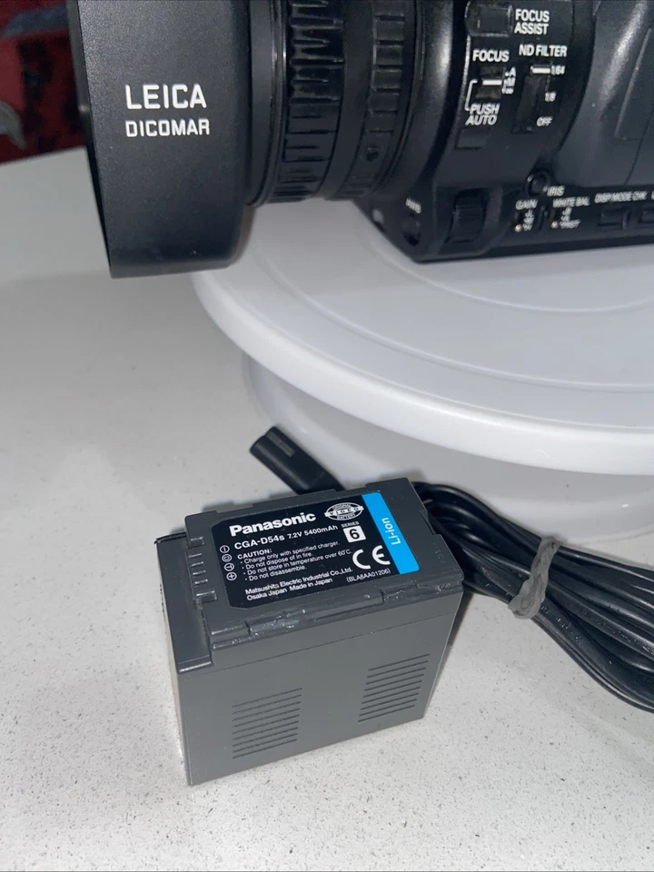 Panasonic AG-HVX200E PAL 3-CCD P2/DVCPRO HD Format, Battery, Charger And Cable - Image 2 of 4