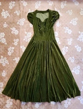 Vintage 1930's Green Velvet Gown Small