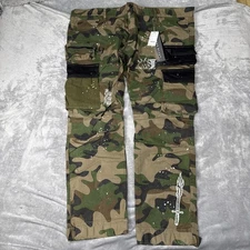 Smoke Rise Mens Distressed Camo Cargo Pants Size 48x32 Lazy Fit Paint Splash New