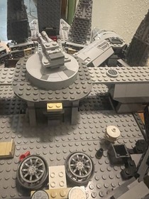 Lego Star Wars 7965 Millennium Falcon