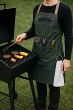 BBQ Lederoptik Sch&uuml;rze &ndash; robuste Grillsch&uuml;rze unisex-verstellbar&ndash;Gastronomie