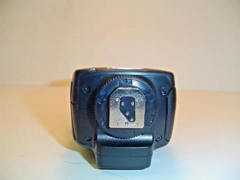 Yongnuo YN565EX Flash Speedlite for canon Nikon Sony Pentax - Image 4 of 4