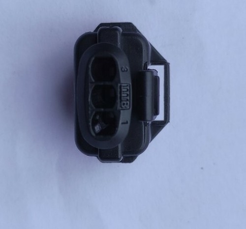 3 Pin Camshaft crankshaft sensor connector Mercedes s500 cl500 sl500 m272 m273 - Picture 11 of 12