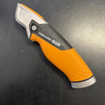 Fiskars CarbonMax 1027222 Fixed Utility Knife