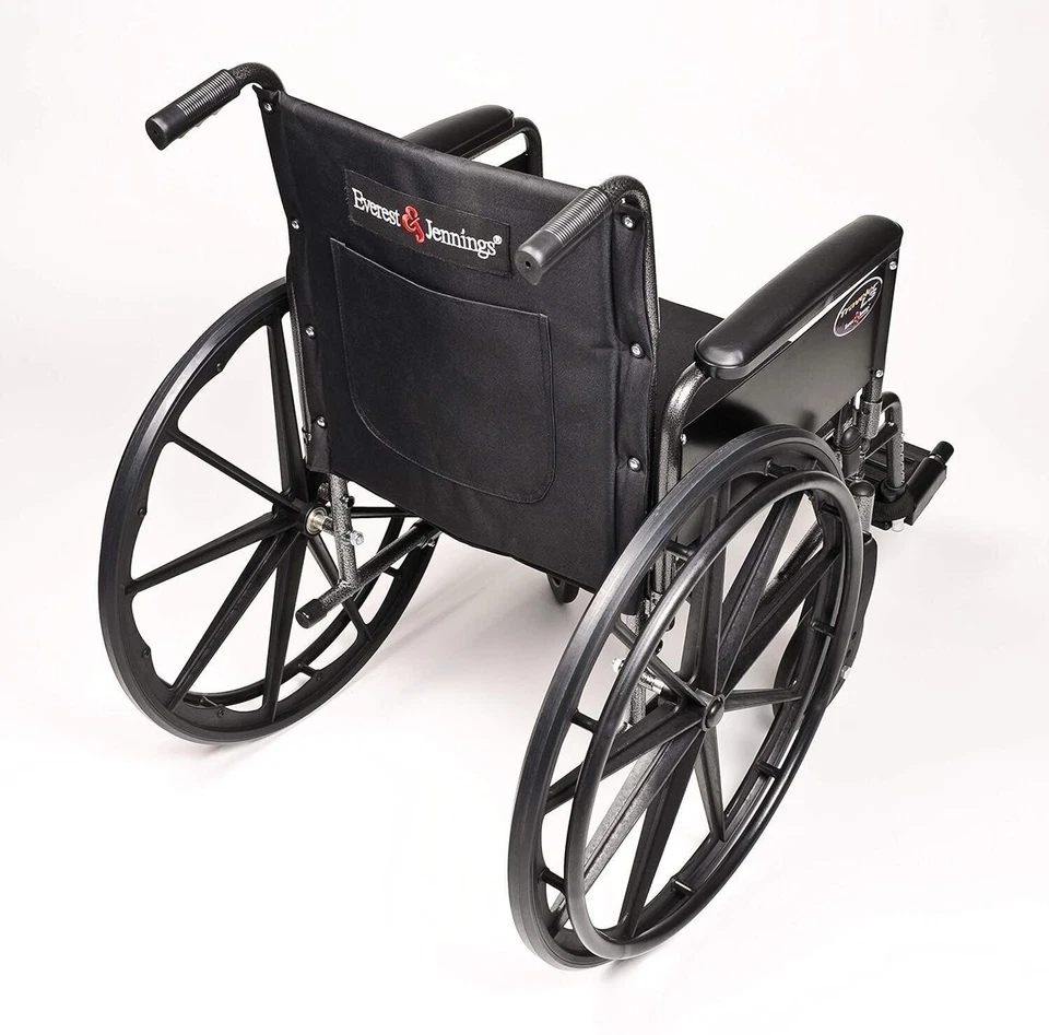 Silla de ruedas Everest & Jennings Traveler L4, altura ajustable ultraligera adulto... Foto 2 de 4