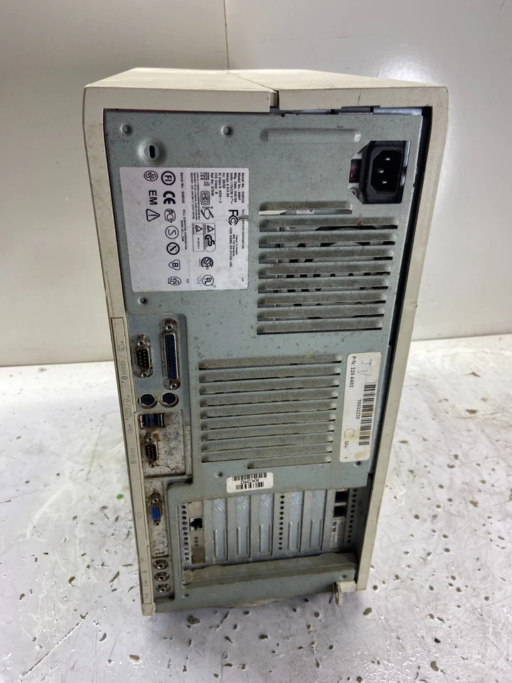 Dell OptiPlex GXa 233MTbr Intel Pentium II 233MHz 64MB SIN DISCO DURO Foto 3 de 4