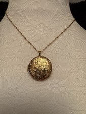 18ct Gold-filled Locket & Chain