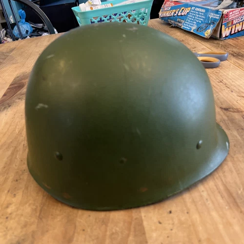 vintage US ARMY fiberglass TYPE 1 military helmet VIETNAM wwii Korean 1972