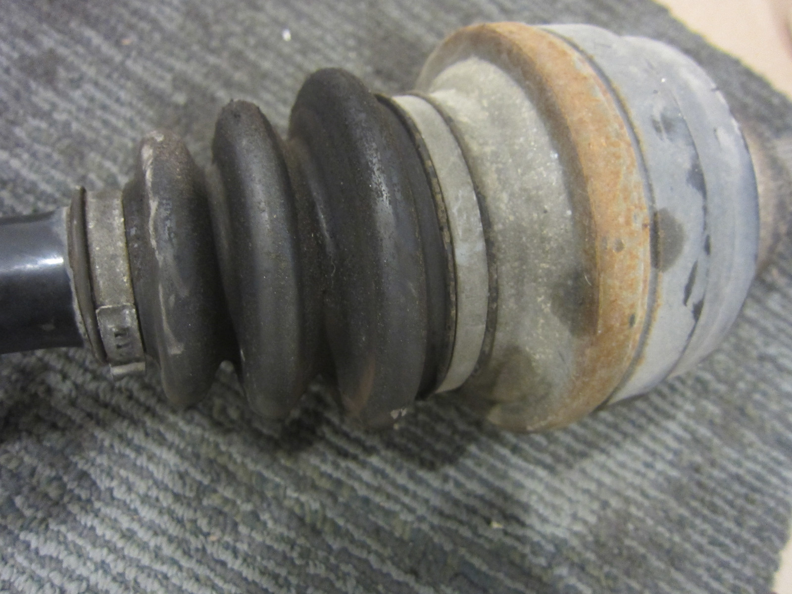 Maserati 4200 - LH Or RH Axle Shaft  - P/N 184540 - 218163