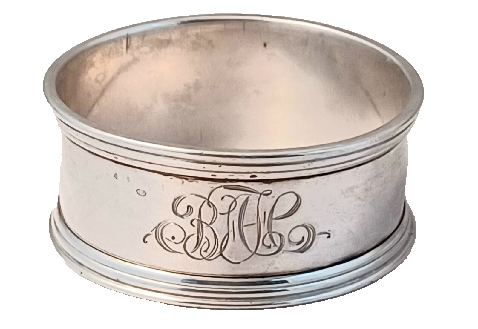 Sterling Fessenden Co Bordered Napkin Ring- Mono'd