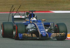 Marcus Ericsson "Sauber 2017" Autogramm signed 20x30 cm Bild